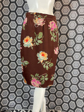 Charger l&#39;image dans la galerie, Jupe à fleurs Ungaro taille 38
