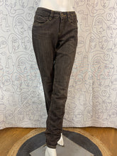 Charger l&#39;image dans la galerie, Jeans Jean Paul Gaultier taille 36
