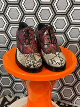 Charger l'image dans la galerie, Sublimes Chaussures en python Miu Miu pointure 36
