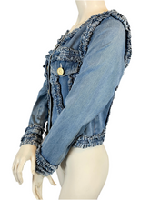 Charger l'image dans la galerie, Veste en jeans Moschino taille 40
