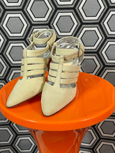 Charger l&#39;image dans la galerie, Escarpins vintage Thierry Mugler pointure 36
