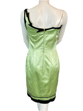 Charger l'image dans la galerie, Superbe et rare robe Thierry  Mugler taille 40

