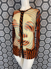 Charger l&#39;image dans la galerie, Cardigan Jean Paul Gaultier modèle Marlène Dietrich taille 38

