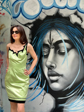 Charger l'image dans la galerie, Superbe et rare robe Thierry  Mugler taille 40
