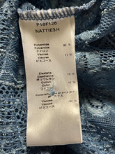 Charger l&#39;image dans la galerie, Chemisier en résille brodée Anne Fontaine taille 38
