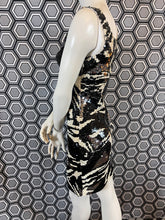 Charger l'image dans la galerie, Superbe robe à sequins Blacktie Oleg Cassini taille 38
