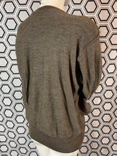 Charger l&#39;image dans la galerie, Pull Lemaire taille 38
