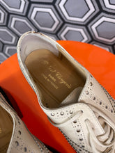 Charger l&#39;image dans la galerie, Paire de chaussures Robert Clergerie pointure 36
