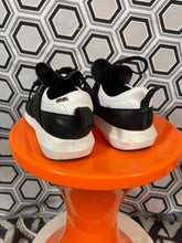 Charger l&#39;image dans la galerie, Sneakers Karl Lagerfeld pointure 37
