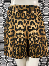 Charger l&#39;image dans la galerie, Short léopard Giambattista Valli taille 36
