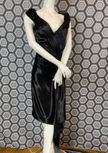 Charger l&#39;image dans la galerie, Incroyable robe neuve Vivienne Westwood Red Label taille 40
