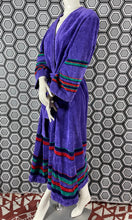 Charger l&#39;image dans la galerie, Peignoir vintage Lanvin taille 38/40
