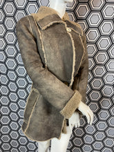 Charger l&#39;image dans la galerie, Peau lainée Vivienne Westwood Red label taille 36
