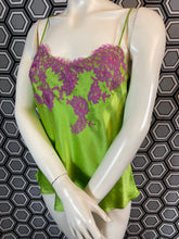 Charger l'image dans la galerie, Top en soie Marjolaine taille 40
