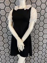 Charger l&#39;image dans la galerie, Robe Anne Fontaine taille 40
