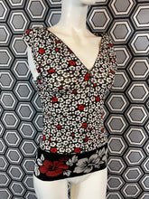 Charger l&#39;image dans la galerie, Haut Jean Paul Gaultier maille taille 38
