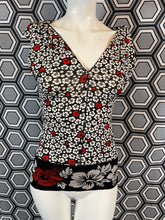 Charger l&#39;image dans la galerie, Haut Jean Paul Gaultier maille taille 38
