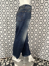 Charger l&#39;image dans la galerie, Jeans Balenciaga neuf taille 34
