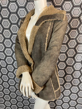 Charger l&#39;image dans la galerie, Peau lainée Vivienne Westwood Red label taille 36
