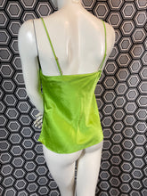Charger l'image dans la galerie, Top en soie Marjolaine taille 40
