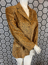 Charger l&#39;image dans la galerie, Blazer Léopard Versace taille 40
