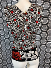 Charger l&#39;image dans la galerie, Haut Jean Paul Gaultier maille taille 38
