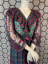 Charger l'image dans la galerie, Robe Ted Lapidus en soie taille 40

