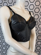 Charger l&#39;image dans la galerie, Incroyable bustier en cuir à seins coniques Jean Paul Gaultier taille 36
