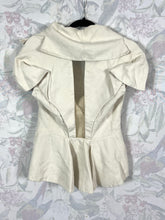Charger l'image dans la galerie, Veste emblématique Alexander McQueen taille 40
