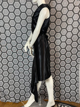 Charger l&#39;image dans la galerie, Incroyable robe neuve Vivienne Westwood Red Label taille 40
