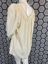 Charger l&#39;image dans la galerie, Blouse Christian Dior taille 38

