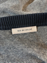Charger l&#39;image dans la galerie, Haut See by Chloé taille 42
