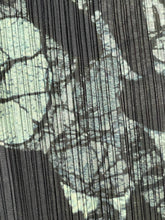 Charger l&#39;image dans la galerie, Pantalon Pleats Please Issey Miyake
