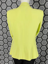 Charger l'image dans la galerie, Veste vert anis et col Blanc Just Cavalli taille 40
