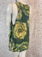 Charger l&#39;image dans la galerie, Haut en soie Dries Van Noten taille 38
