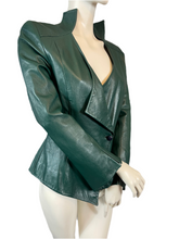 Charger l'image dans la galerie, Veste vintage en cuir Thierry Mugler taille 38
