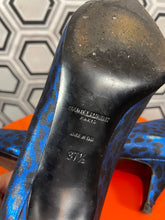 Charger l&#39;image dans la galerie, Escarpins bleu merallisé léopard pointure 37,5 italienne.

