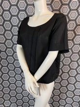 Charger l&#39;image dans la galerie, Haut Yves Saint Laurent rive gauche taille 42
