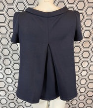 Charger l&#39;image dans la galerie, Haut bleu marine Prada taille 42
