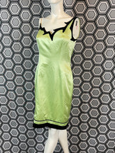 Charger l'image dans la galerie, Superbe et rare robe Thierry  Mugler taille 40
