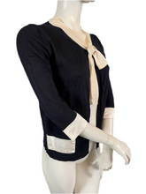Charger l&#39;image dans la galerie, Cardigan Prada taille 36
