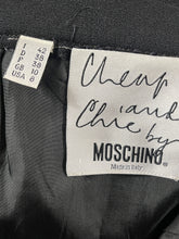 Charger l'image dans la galerie, Tailleur Moschino Cheap and chic taille 38
