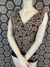 Charger l&#39;image dans la galerie, Haut Jean Paul Gaultier maille taille 38
