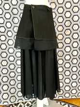 Charger l&#39;image dans la galerie, Jupe longue Yohji Yamamoto taille 38
