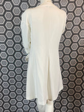 Charger l&#39;image dans la galerie, Robe / veste boutique Moschino taille 40
