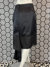 Charger l&#39;image dans la galerie, Jupe asymétrique Céline taille 38
