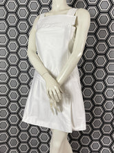 Charger l&#39;image dans la galerie, Robe blanche Courrèges taille 36
