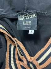 Charger l&#39;image dans la galerie, Haut à capuche Jean Paul Gaultier taille 36
