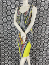 Charger l&#39;image dans la galerie, Incroyable robe Gai Mattiolo taille 38
