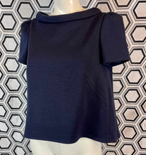 Charger l&#39;image dans la galerie, Haut bleu marine Prada taille 42
